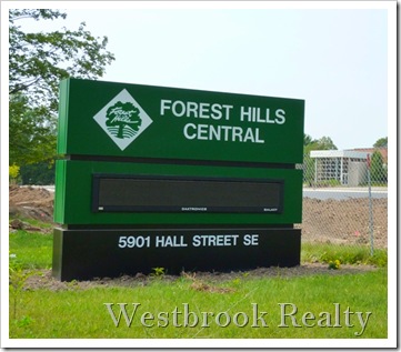 Forest_Hills_Central_High_School_ sign